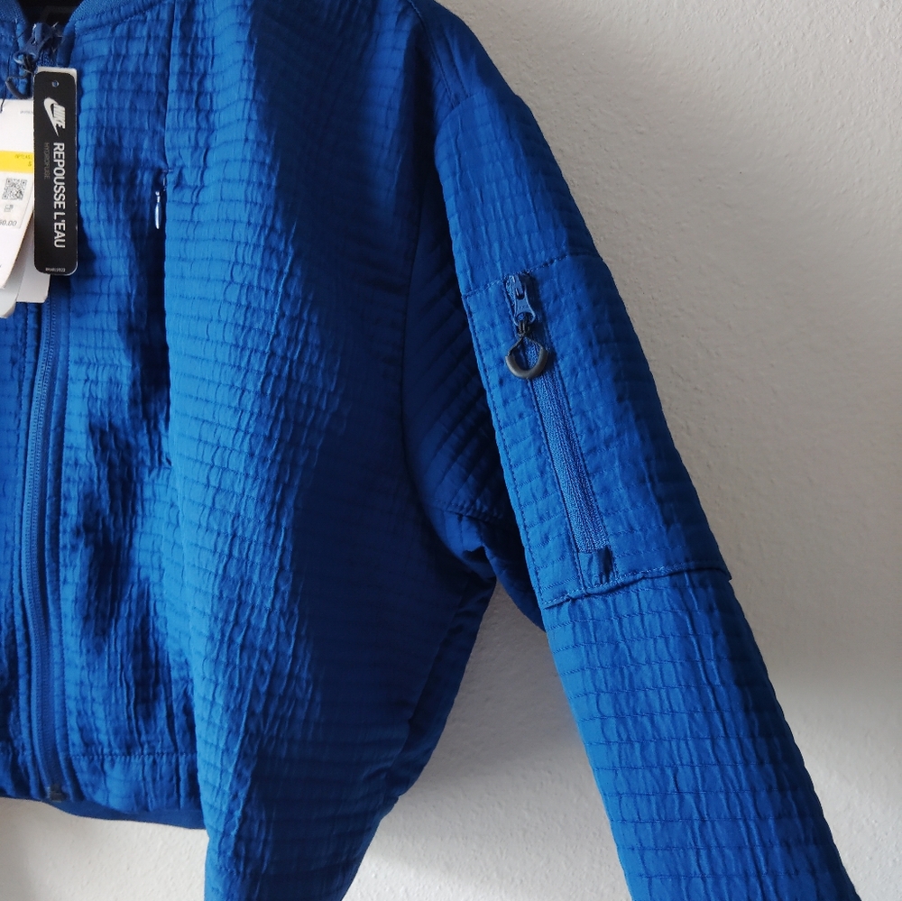 Nike Women's Deep Blue Active Jacket - Picture 5 of 5